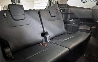 TOYOTA NOAH HYBRID