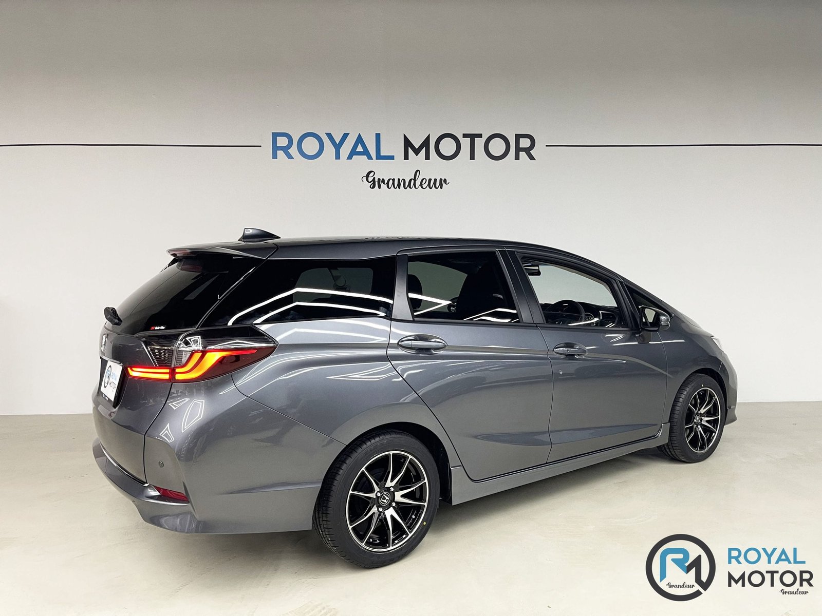 Honda Shuttle,royal motor grandeur,new car singapore,honda