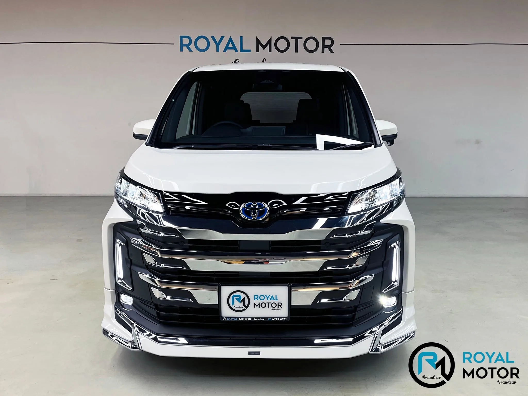 RMG Toyota Noah SZ