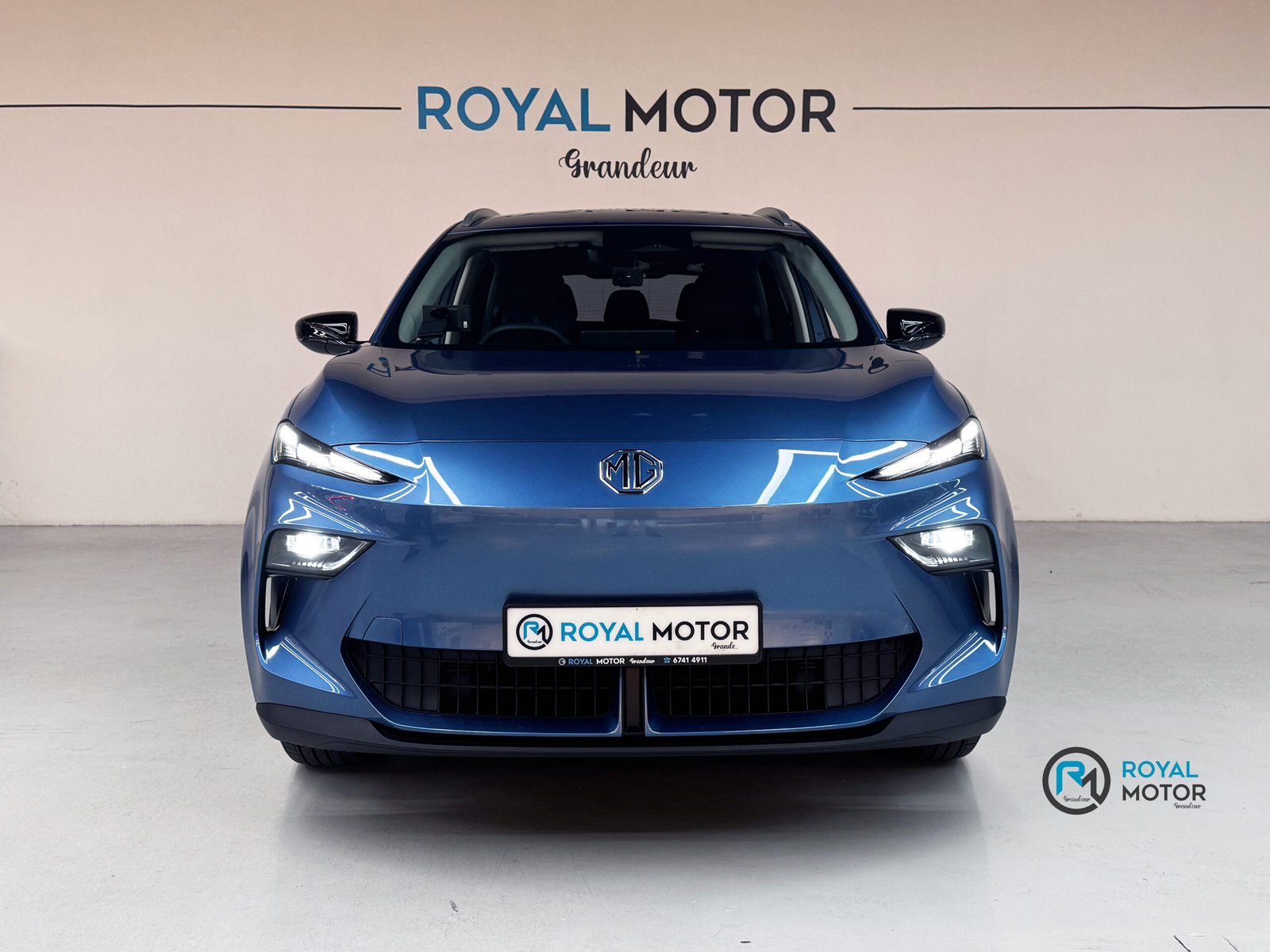 Royal Motor Grandeur - MG S5 EV (1)