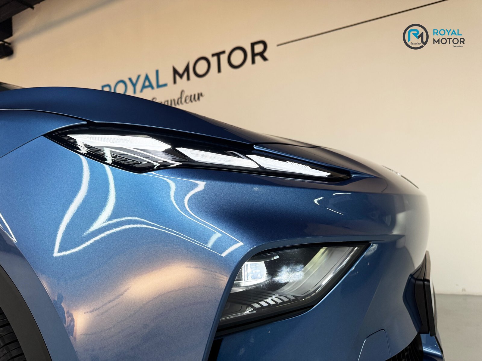 Royal Motor Grandeur - MG S5 EV (1)