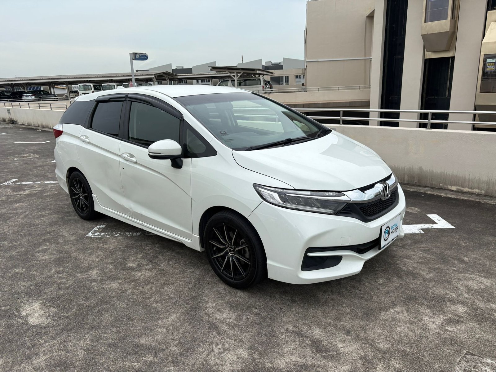 Preowned cars singapore,Used car dealers in singapore,used cars for sale,good used car dealer singapore,family car singapore