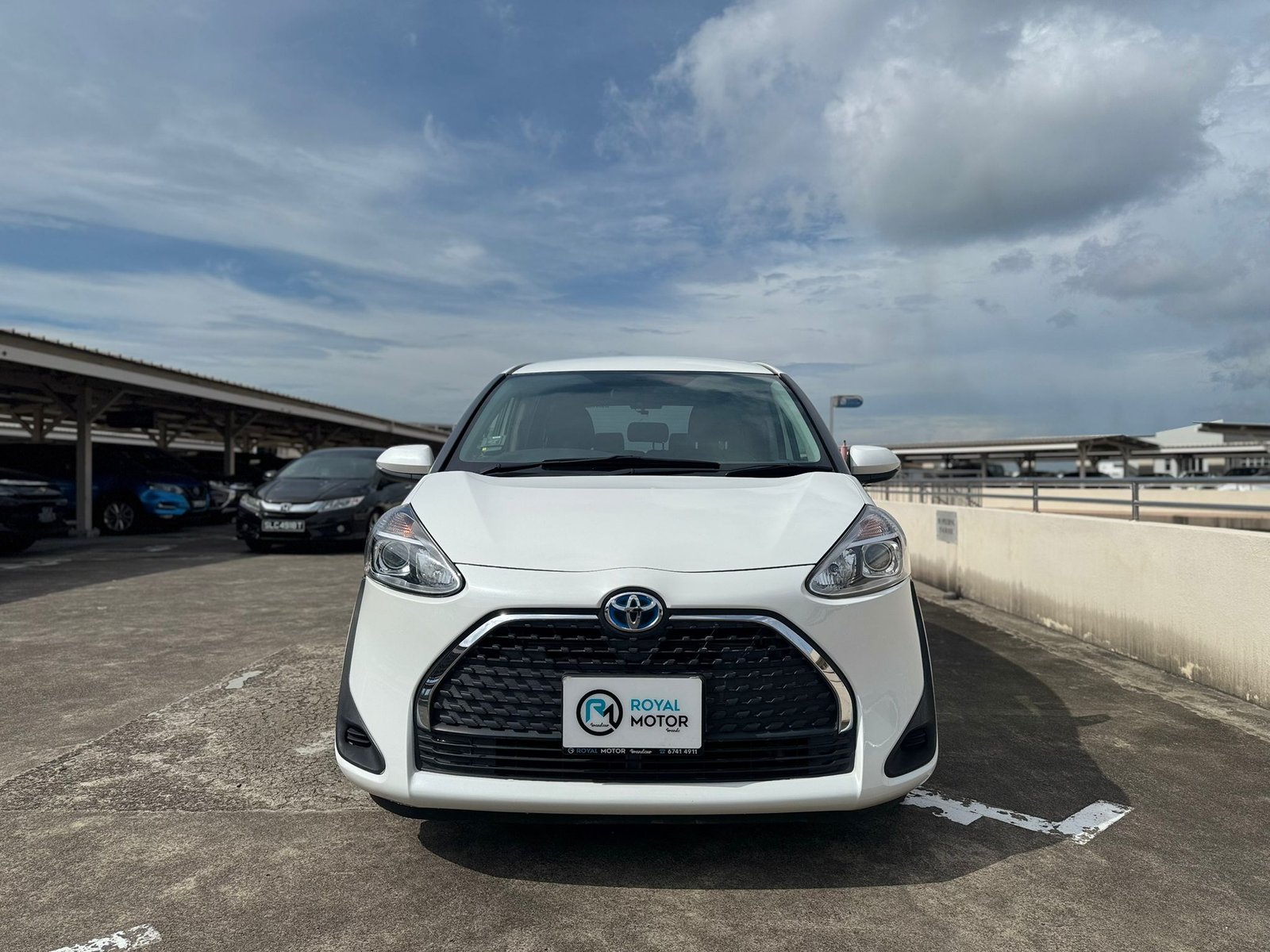 Preowned cars singapore,Used car dealers in singapore,used cars for sale,good used car dealer singapore,family car singapore