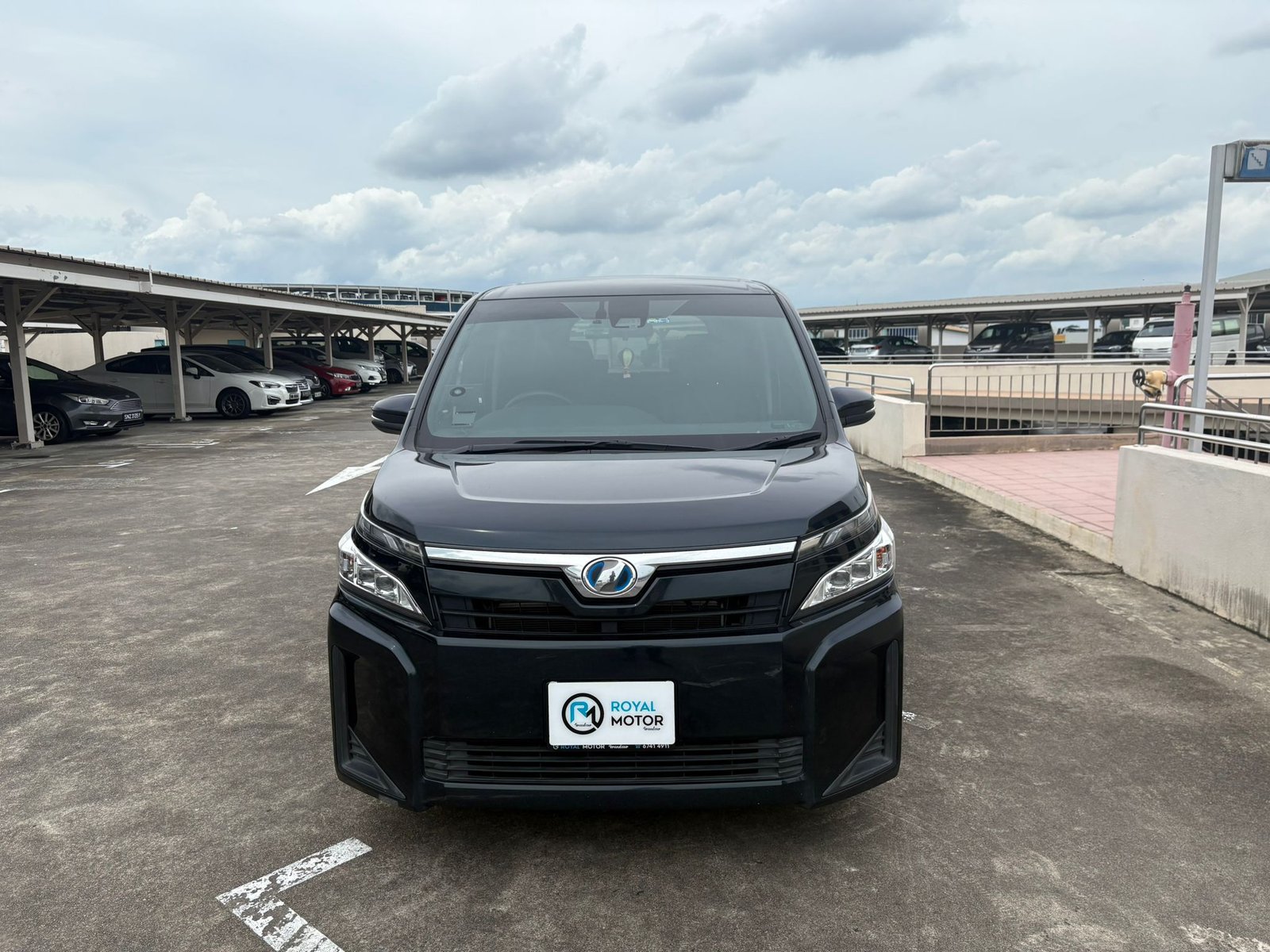 vox1 Preowned cars singapore,Used car dealers in singapore,used cars for sale,good used car dealer singapore,family car singapore