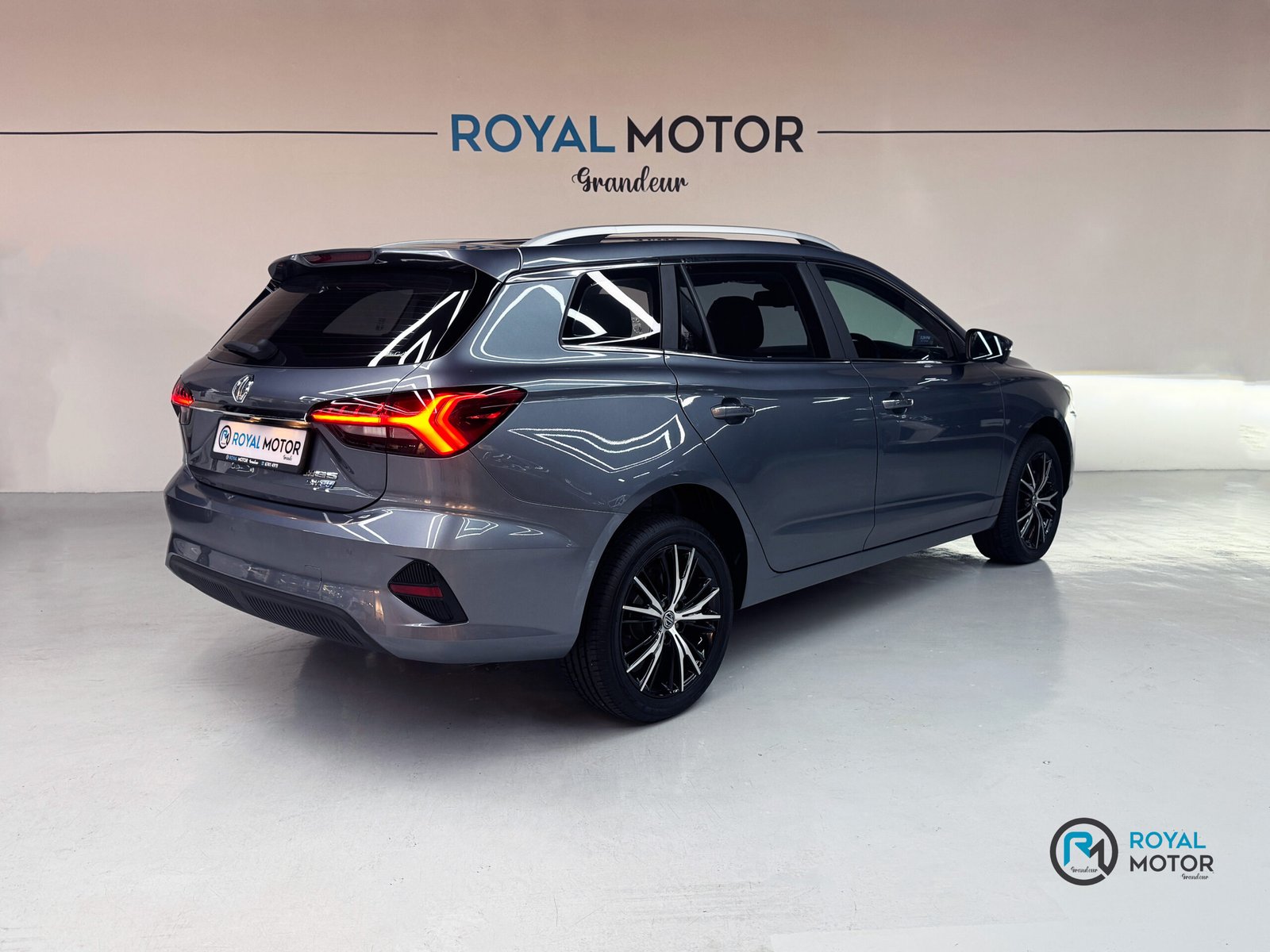 MG5 SW EV Luxury 16 MG5