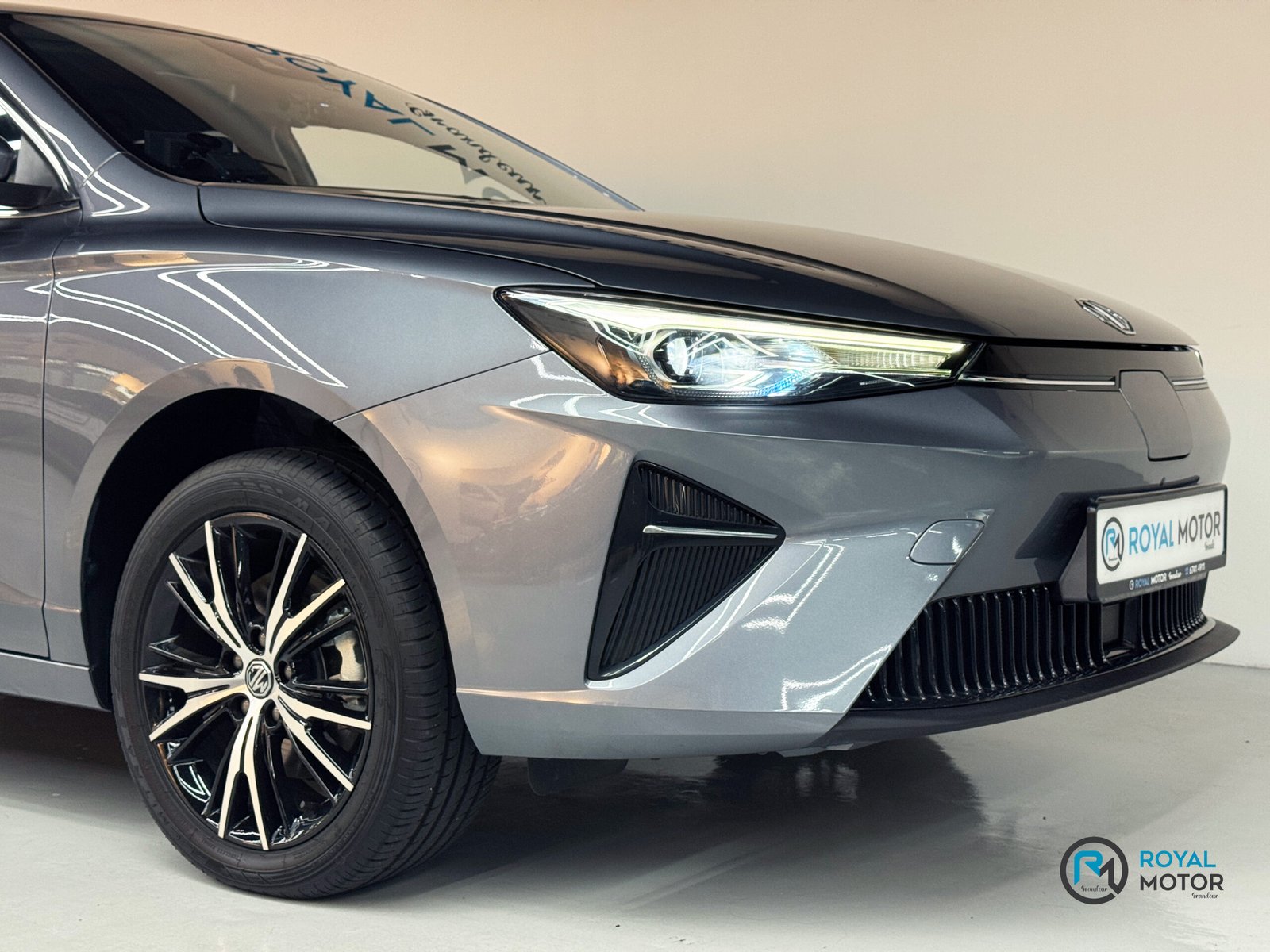 MG5 SW EV Luxury 4 MG5