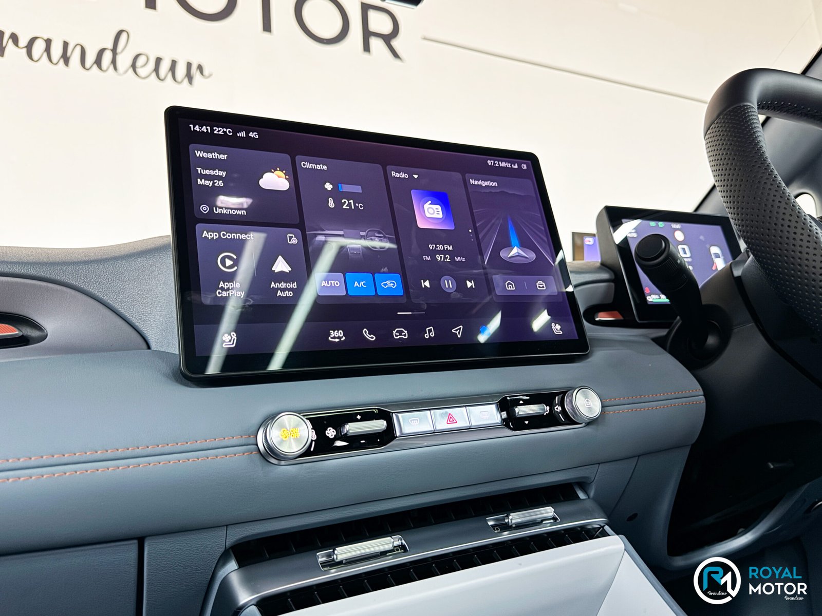 Royal Motor Grandeur – MG4 Urban EV (11) Royal Motor Grandeur - MG4 Urban EV
