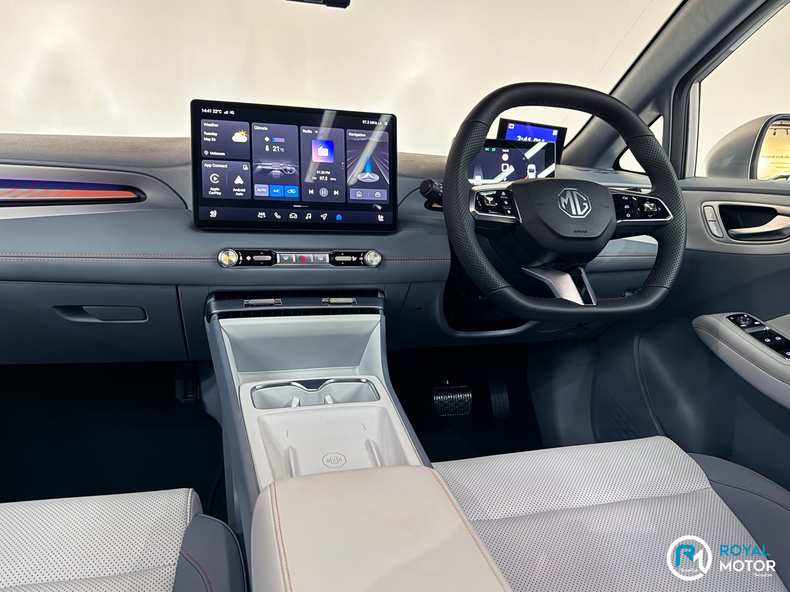 Royal Motor Grandeur – MG4 Urban EV (12) Royal Motor Grandeur - MG4 Urban EV