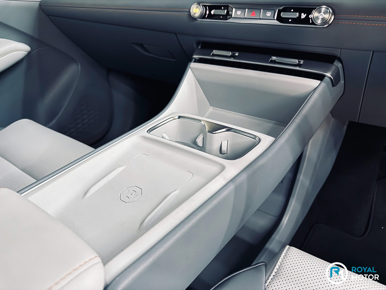 Royal Motor Grandeur – MG4 Urban EV (14) Royal Motor Grandeur - MG4 Urban EV