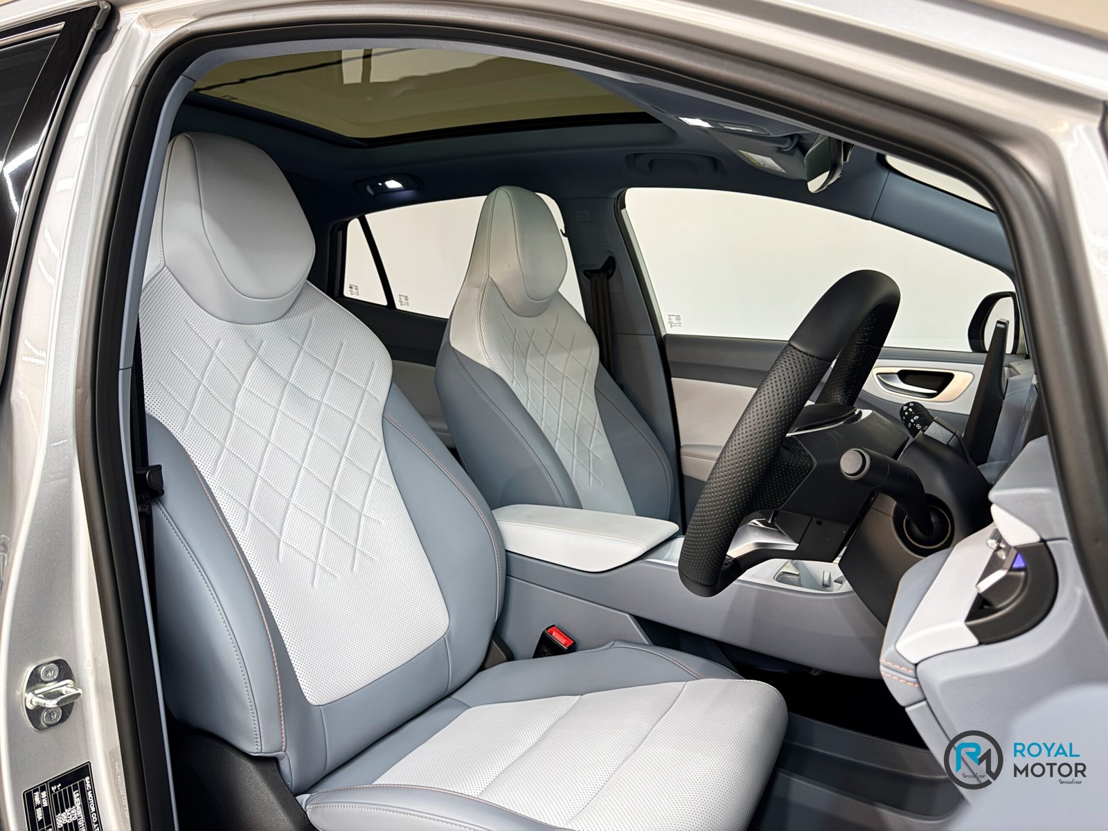 MG4 Urban EV - Interior - Royal Motor Grandeur