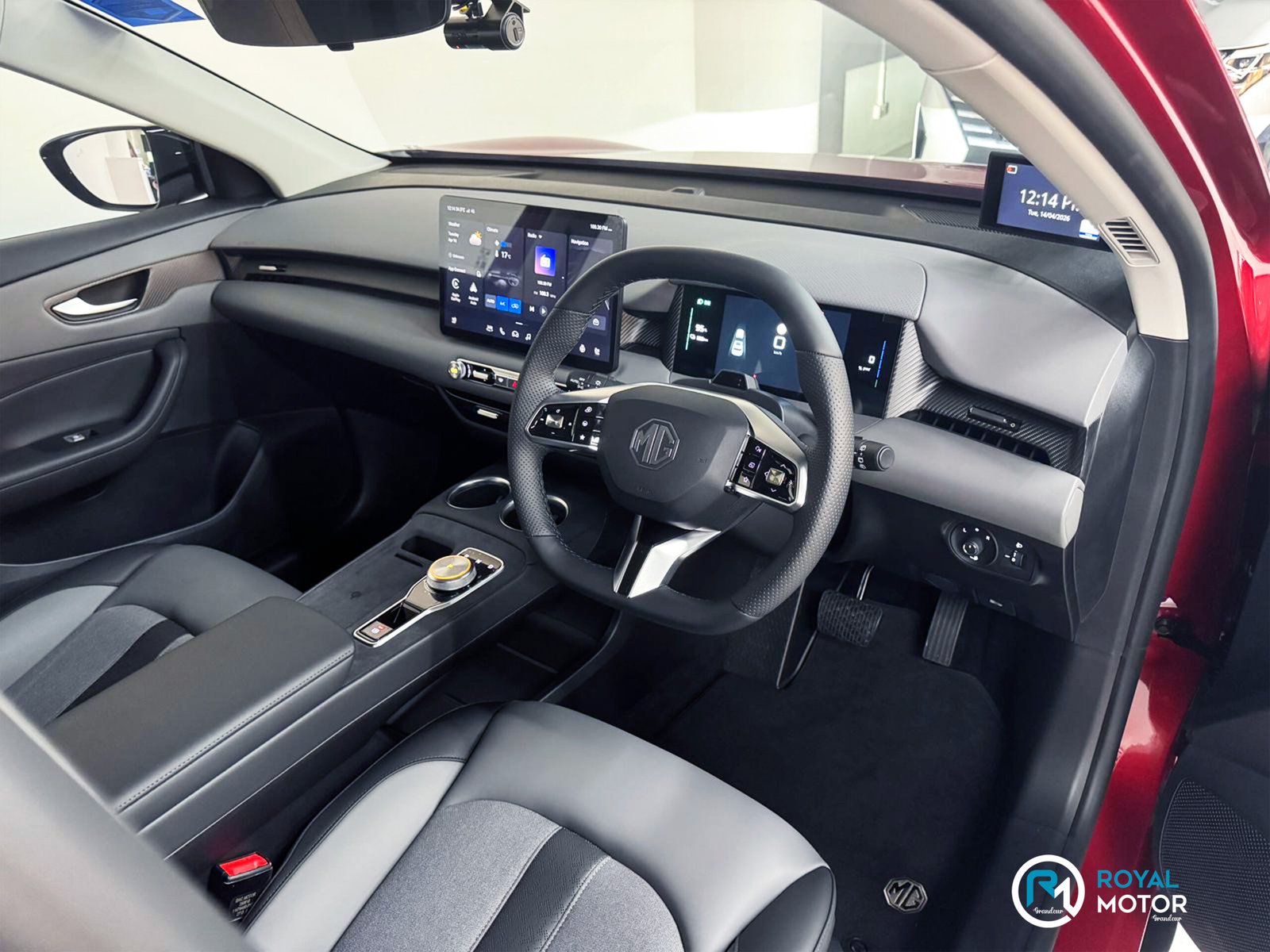 Royal Motor Grandeur – MGS5 EV.jpg 5