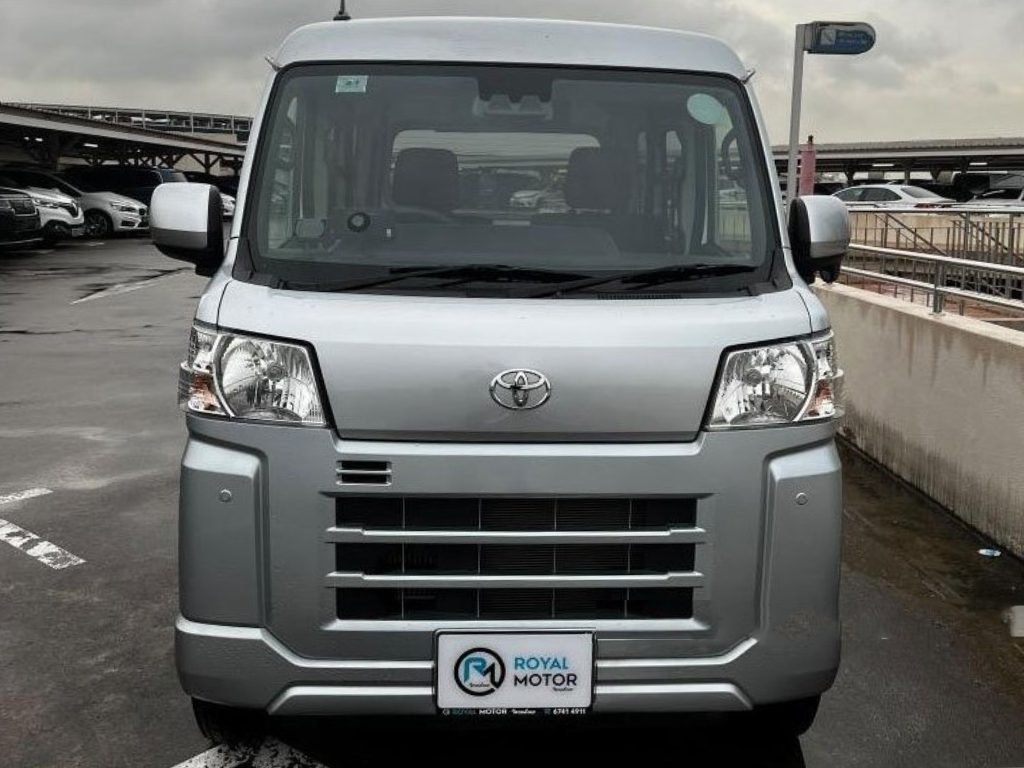 Preowned cars singapore,Used car dealers in singapore,used cars for sale,good used car dealer singapore,family car singapore